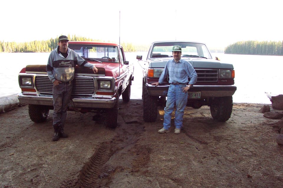 Out touring around getting used to the new tires. Took the back way (old wagon trail) over 

Emigrant Pass, 5600 ft, up to Summit Lake. Jim and I at the boat ramp. I'm not so sure I like these new tires. Can't even break'em loose in the mud holes and never used 4WD all day. Kind of takes the challenge out of wheeling. Would of had to use 4WD at least a couple times with the 31\" all-terrains. (11/3/01)