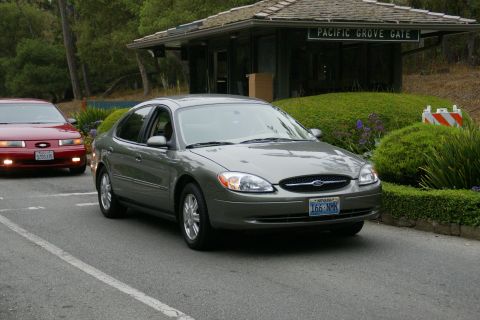 1990 Ford Taurus - Two Ford Tauruses seen near Pacific Grove Gate.