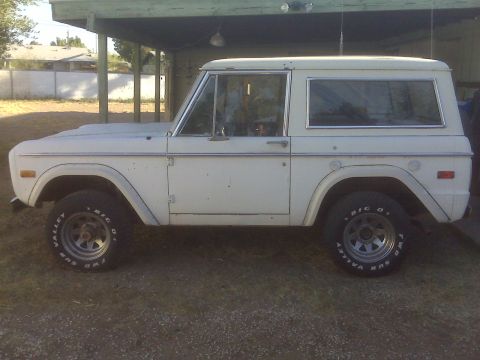 1974 Ford Bronco “Sequoia”
