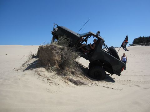 1996 Ford Bronco - Chris trying to get vertical