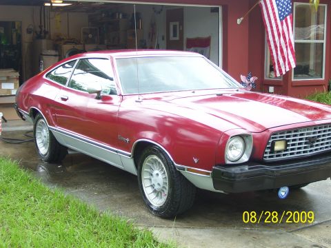 1975 Ford Mustang II photo