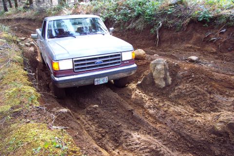 1989 Ford F-150 - Did I try making it through? In a stock rig, all by my lonesome, you've got to be kidding! No way! I went around the easy route.