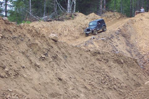 1989 Ford F-150 - Jeff coming down South exit of Firefox trail #41. Very step & loose rock. The approach from above looks like it just drops off into the roc…
