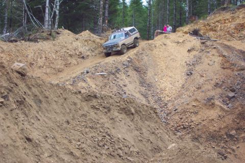 1989 Ford F-150 - Ken coming down South exit of Firefox trail #41. Very step & loose rock. The approach from above looks like it just drops off into the rock…