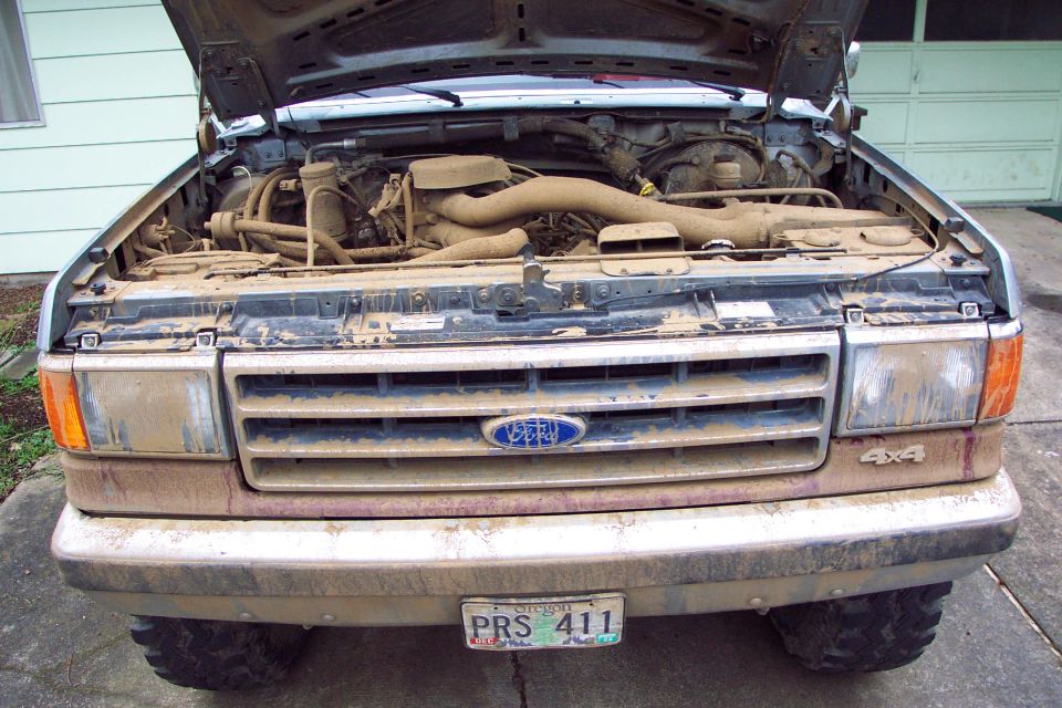 Front and engine compartment after the Fire Fox icy mud hole.  TSF Shoot n' Run, 2/16/2002