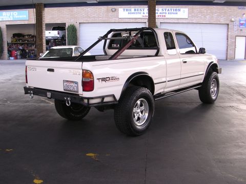 1999 Toyota Tacoma photo