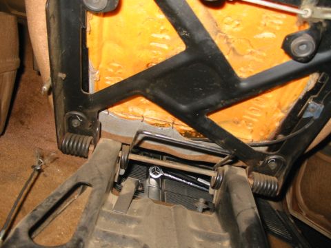1988 Ford Bronco - Captain chair passenger seat