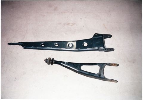 1996 Ford Bronco - old vs. new radius arms