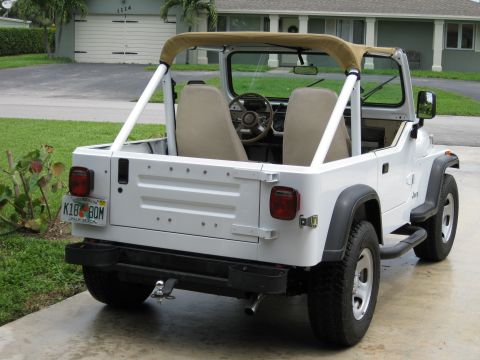 1989 Jeep Wrangler photo