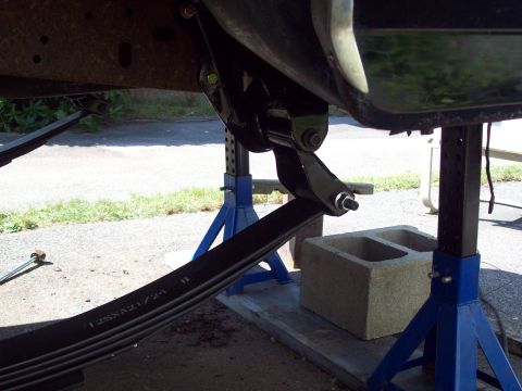 1989 Ford F-150 - shackle flip