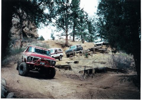 1996 Ford Bronco - Heading down to the river