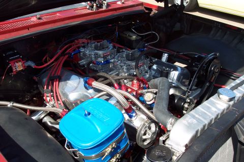 2001 Ford Crown Victoria - Custom engine bay features dual carburetors and performance parts.