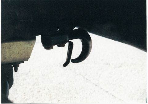 1996 Ford Bronco - View through the wheel well at the hook