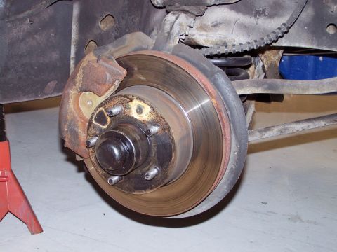1973 Ford Ranchero - this is the stock Ford 10.7 cast iron rotor {before upgrade} with the stock ford single piston caliper.