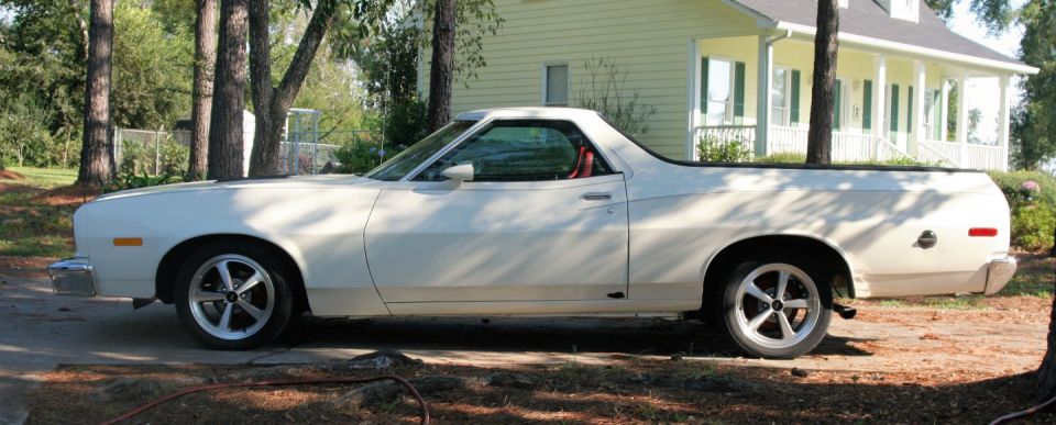 White 1976 Ford Ranchero side view
