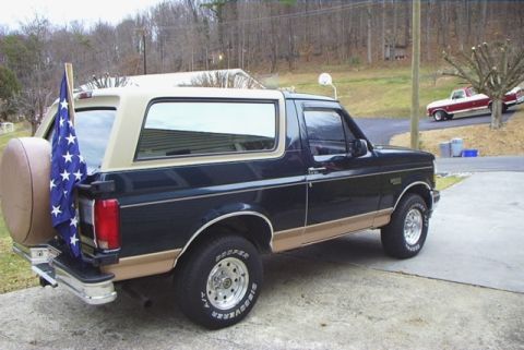1995 Ford Bronco - Passenger Side