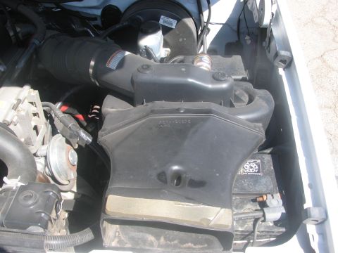 1996 Ford C-350 (Centurion Conversions) - The stock air cleaner box.