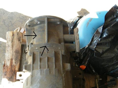 1982 Ford Bronco - Transmission housing detail, possibly for a 1982 Ford Bronco.