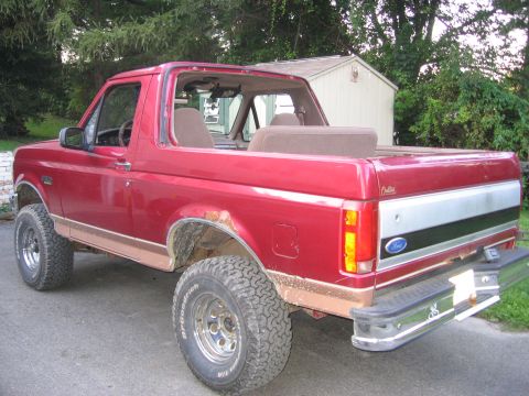 1995 Ford Bronco photo