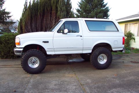 1996 Ford Bronco - o Dick Cepek 6" Series II Lift Kit.o 4" Rear Leaf Springs w/2" Blocks.o Now with Super Swamper SSR 37x12.50R15 Tread on Ultra Type 062 15x8…