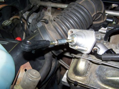 1991 Jeep Comanche - This photo shows a close-up view of a component within a vehicle's engine bay, likely related to the clutch system.
