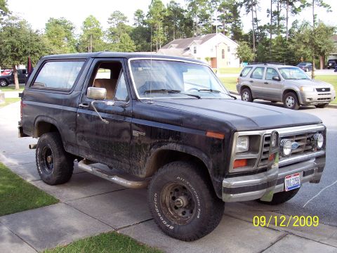 1986 Ford Bronco - Got it out. No damage done.