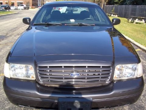 2004 Ford Crown Victoria - 2004 Ford Crown Victoria LX Sport (stock)