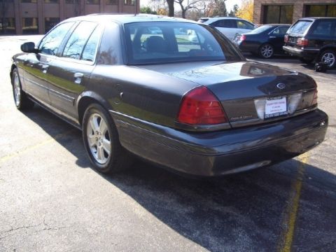 2004 Ford Crown Victoria - 2004 Ford Crown Victoria LX Sport (stock)