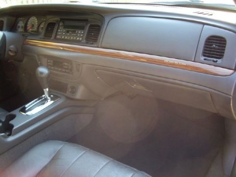 2004 Ford Crown Victoria - 2004 Ford Crown Victoria LX Sport (stock)