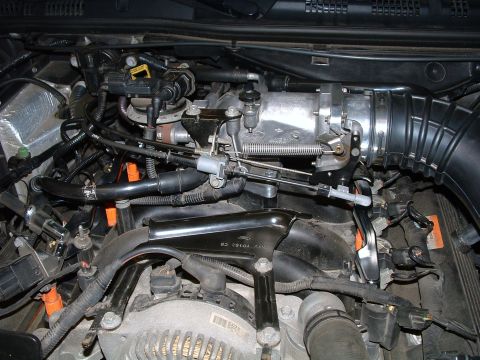 2004 Ford Crown Victoria - -70mm Accufab Throttle Body. - Ported & Polished stock Plenum. - 0.5" Plenum Spacer.