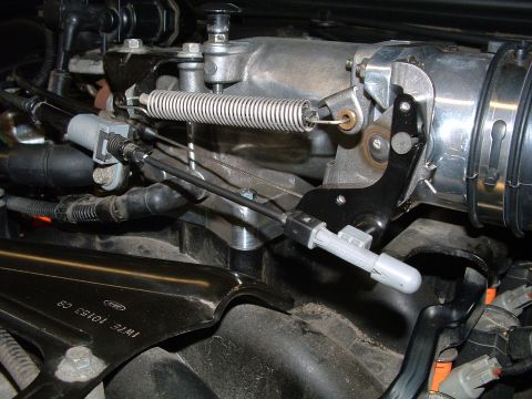 2004 Ford Crown Victoria - -70mm Accufab Throttle Body. - Ported & Polished stock Plenum. - 0.5" Plenum Spacer.