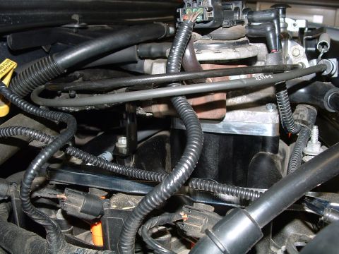 2004 Ford Crown Victoria - - Ported & Polished stock Plenum. - 0.5" Plenum Spacer. - Repositioned EGR braket with 0.5" spacers.