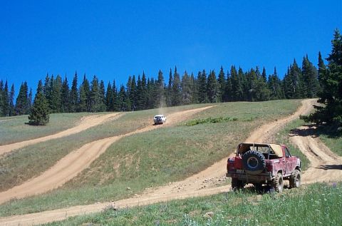 1996 Ford Bronco - Now we're into the tough part. Lots of loose rocks and dust powder. But I just took my time and crawled it a few feet at a time till I'd lo…