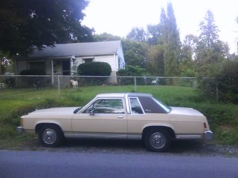 1986 Ford LTD Crown Victoria photo