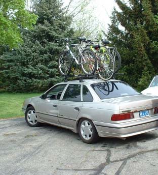 1989 Ford Taurus photo