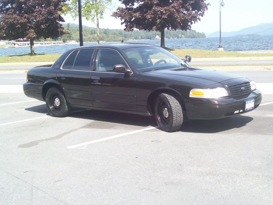 1999 Ford Crown Victoria “STEALTH P71”