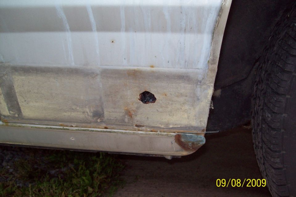 '85 Grand Marquis LH lower quarter panel rot