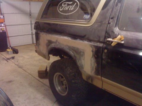 1995 Ford Bronco - another shot of the passenger side