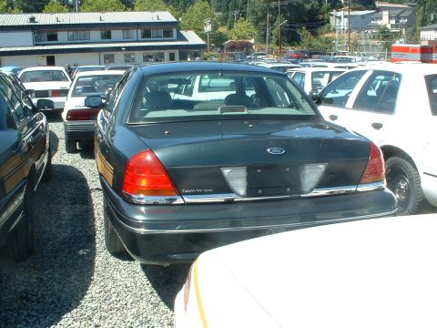 1999 Ford Crown Victoria - A retired Pierce County Sheriff '98 CVPI.