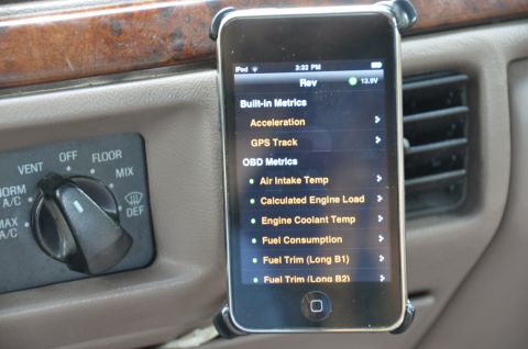 1996 Ford Bronco - An iPhone mounted in a car displays various engine metrics via an OBD app.