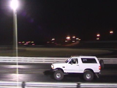 1996 Ford Bronco - Get em' Alvey! Yeah Right, Sure Thing! Nick and His 460 are Already Long Gone.My Whimpy Little 302 Doesn't Stand a Chance.(8/10/2002)