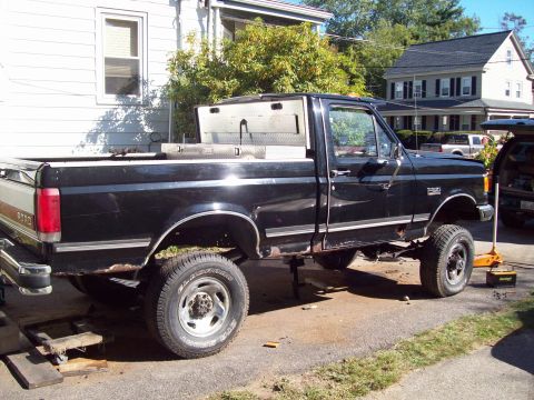 1989 Ford F-150 - 32's
