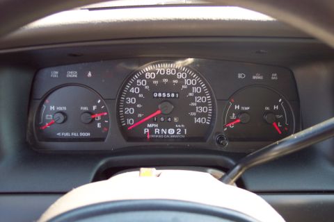 2001 Ford Crown Victoria - Dashboard gauges of a 2001 Ford Crown Victoria, showing mileage and various indicators.