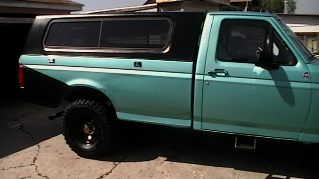 1994 Ford F-150 “kabluey”