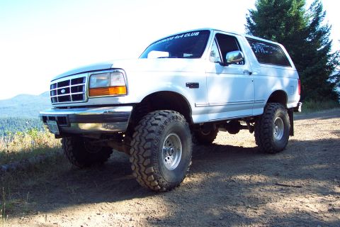 1996 Ford Bronco - Pacific Northwest Bronco. Feeling Right at Home on Top of Back to Back in Tillamook State Forest, OR (Low View)(8/18/2002)