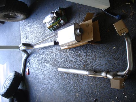 1995 Ford Bronco - New Exaust Parts1