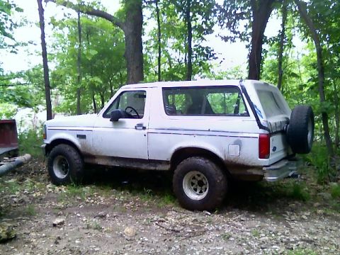 1995 Ford Bronco photo