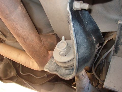 1993 Ford Bronco - My Raduis Arm Threads were stripped when I changed the Bracket, so we did this, been holding for a while, and I wheeled with it at Paragon