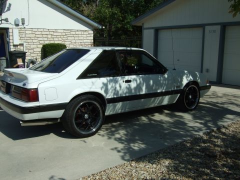 1991 Ford Mustang photo