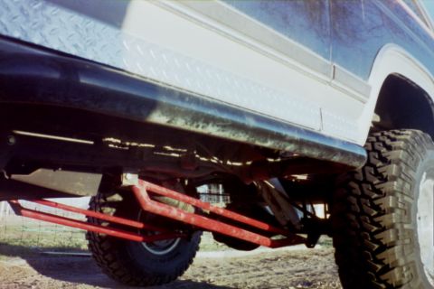 1984 Ford Bronco - Traction Bars